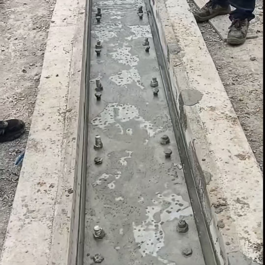 定兴环氧树脂轨道胶泥是什么？用在哪里？